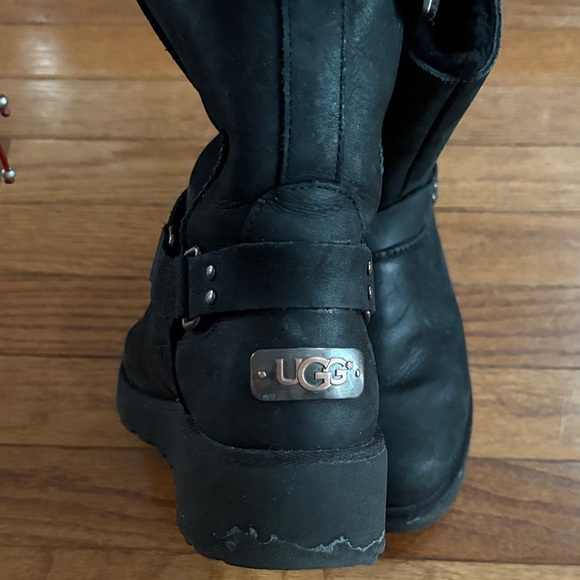UGG Black Leather Water Resistant Boots - Picture 2 of 4